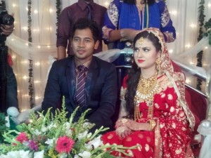 Mushfiqur-Rahim-and-Mondi-at-their-wedding-reception-www.jatirkhantha.com.bd