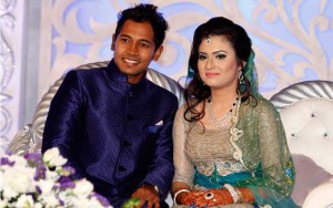 musfik and wife-www.jatirkhantha.com.bd