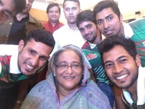 pm-selfie-www.jatirkhantha.com.bd