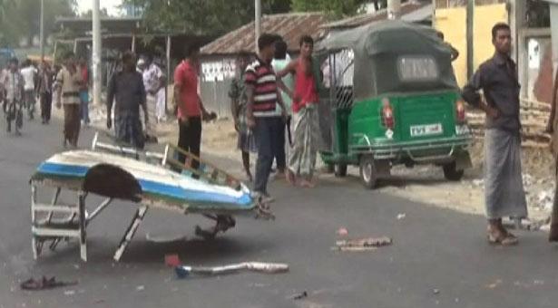 গাজীপুরে কাভার্ড ভ্যান-লেগুনা সংঘর্ষে ৬ আসামি নিহত-শ্রীপুর থানা ওসি ক্লোজ