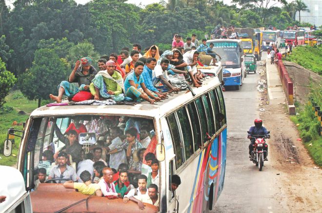 ‘যোগাযোগ মন্ত্রী সত্য বলেননি-ঈদে মহাসড়কে ভয়াবহ যানজট’