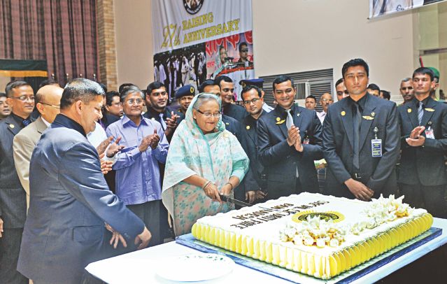 আমি যেন জনগন থেকে বিচ্ছিন্ন না হয়ে যাই-এসএসএফকে প্রধানমন্ত্রী শেখ হাসিনা