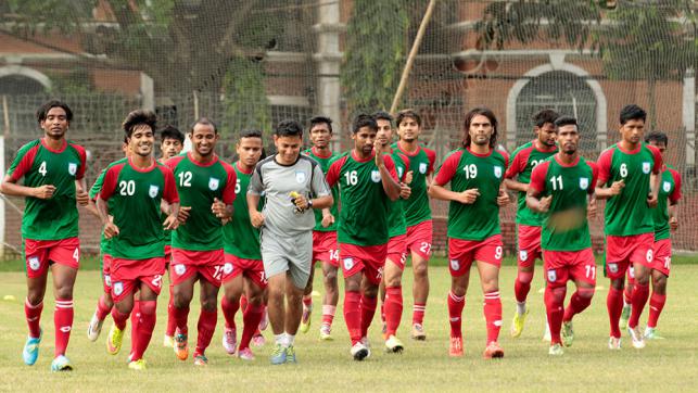 অস্ট্রেলিয়াকে সাইজ করতে শান দিচ্ছে টাইগাররা