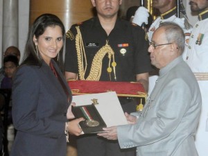 sania-khelratna-pranab-2