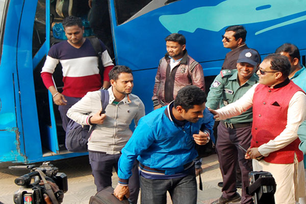 টি-টোয়েন্টি সিরিজ জয়ের নেশায় খুলনায় মাশরাফি বাহিনী