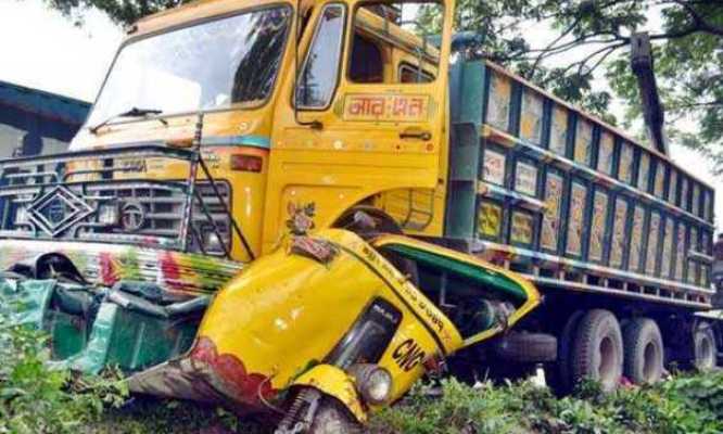 টাঙ্গাইলে ট্রাক-অটোরিকশা  সংঘর্ষ, দুই যাত্রী নিহত