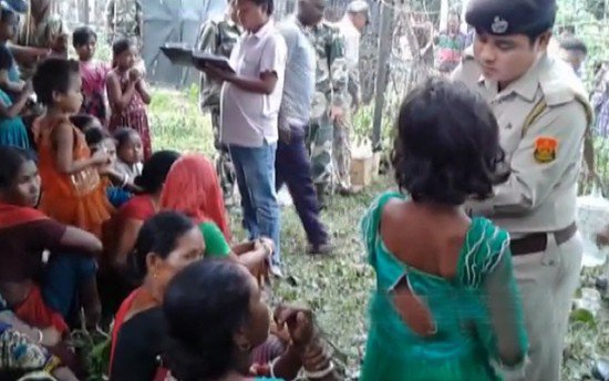 BSF stops 250 Bangladeshi Hindus at Agartala border