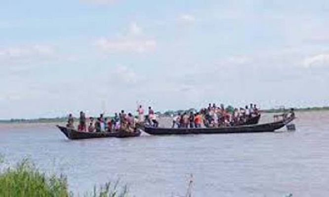 চট্টগ্রামের আনোয়ারায় নৌকাডুবি দুই ছাত্রী নিখোঁজ