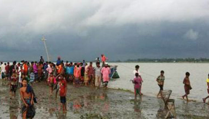 মেঘনায় নৌকাডুবি-নিখোঁজ ৪ ব্যবসায়ীর লাশ উদ্ধার