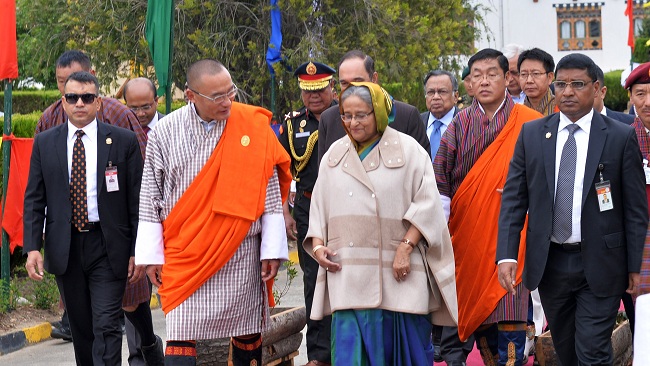 ঢাকা-থিম্পু বিদ্যুৎ পানি যোগাযোগ  খাতে একযোগে কাজ করবে