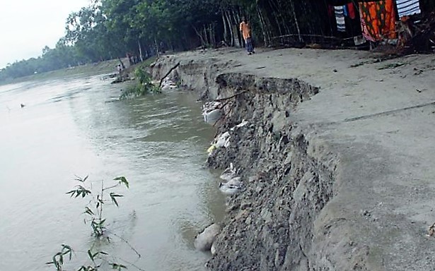 ইন্ডিয়া তিস্তার সব গেট খুলে দিয়েছে-পানি বিপদসীমার ওপরে