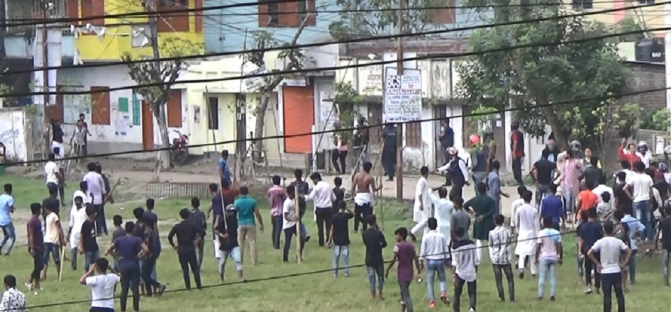 প্রধানমন্ত্রীর জন্মদিন-ছাত্রলীগে কামড়াকামডি!