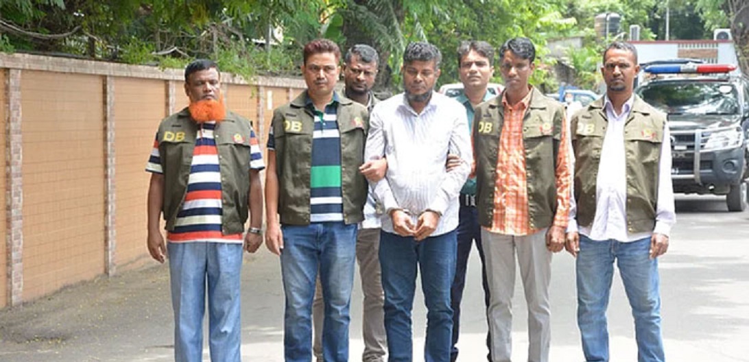 জাল টাকা বাণিজ্যে ব্যাংকাররাও জড়িত