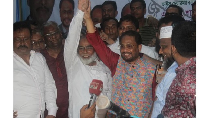 এ সরকার বিএনপির চেয়ে ১ ডিগ্রি বেশি খারাপ: কাদের