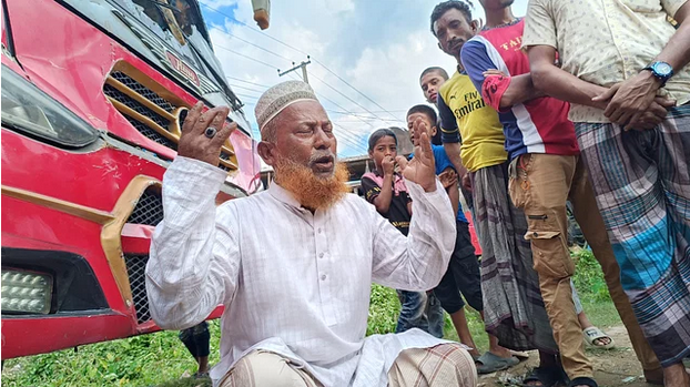 আগুন সন্ত্রাসে বেহুঁশ সিরাজুল