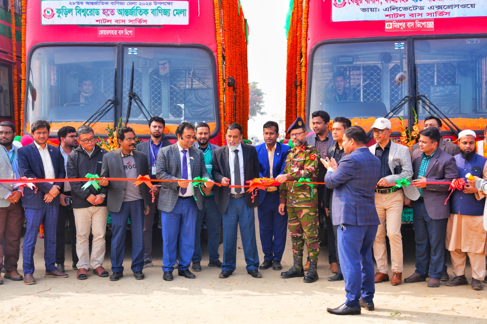 বাণিজ্য মেলার বিশেষ বাসসার্ভিস উদ্বোধনে বিআরটিসির চেয়ারম্যান