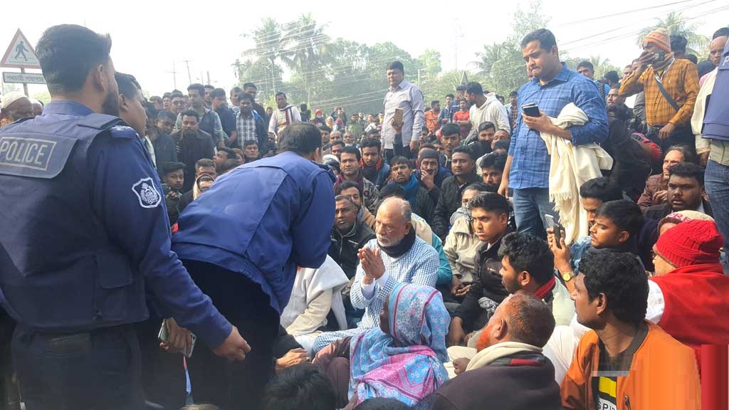 জিতেই জনতার পক্ষে বাঘা লতিফ-সমর্থককে অহেতুক গ্রেফতারে থানা ঘেরাও