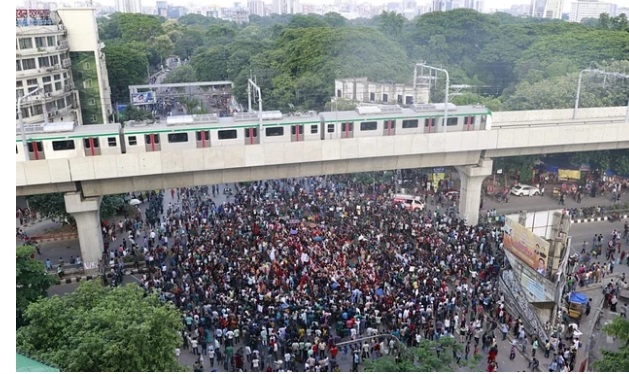 কোটা ঠেকাতে ‘বাংলা ব্লকেড’