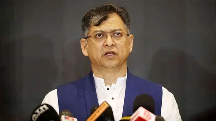 ‘গুলশান চাঁদাবাজিতে সরকারের কোনও উপদেষ্টা জড়িত কি না তা স্পষ্ট করুন’