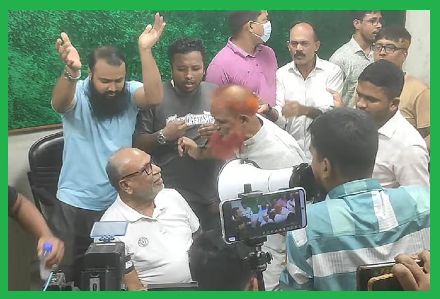 ‘জুলাইযোদ্ধা’রা ধরিয়ে দিল লতিফ সিদ্দিকীসহ ১৬ ব্যক্তিকে-‘মব ‍সৃষ্টির’ ঘটনায় ডিআরইউর নিন্দা