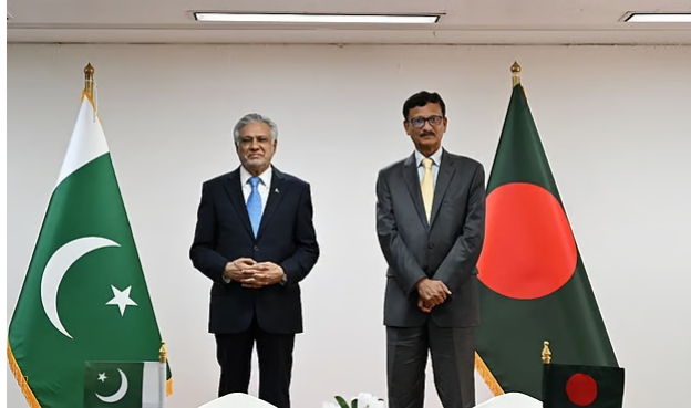 একমত নন বাংলাদেশ-পাকিস্তানের উপপ্রধানমন্ত্রী ইসহাক দারের দাবি প্রসঙ্গে পররাষ্ট্র উপদেষ্টা
