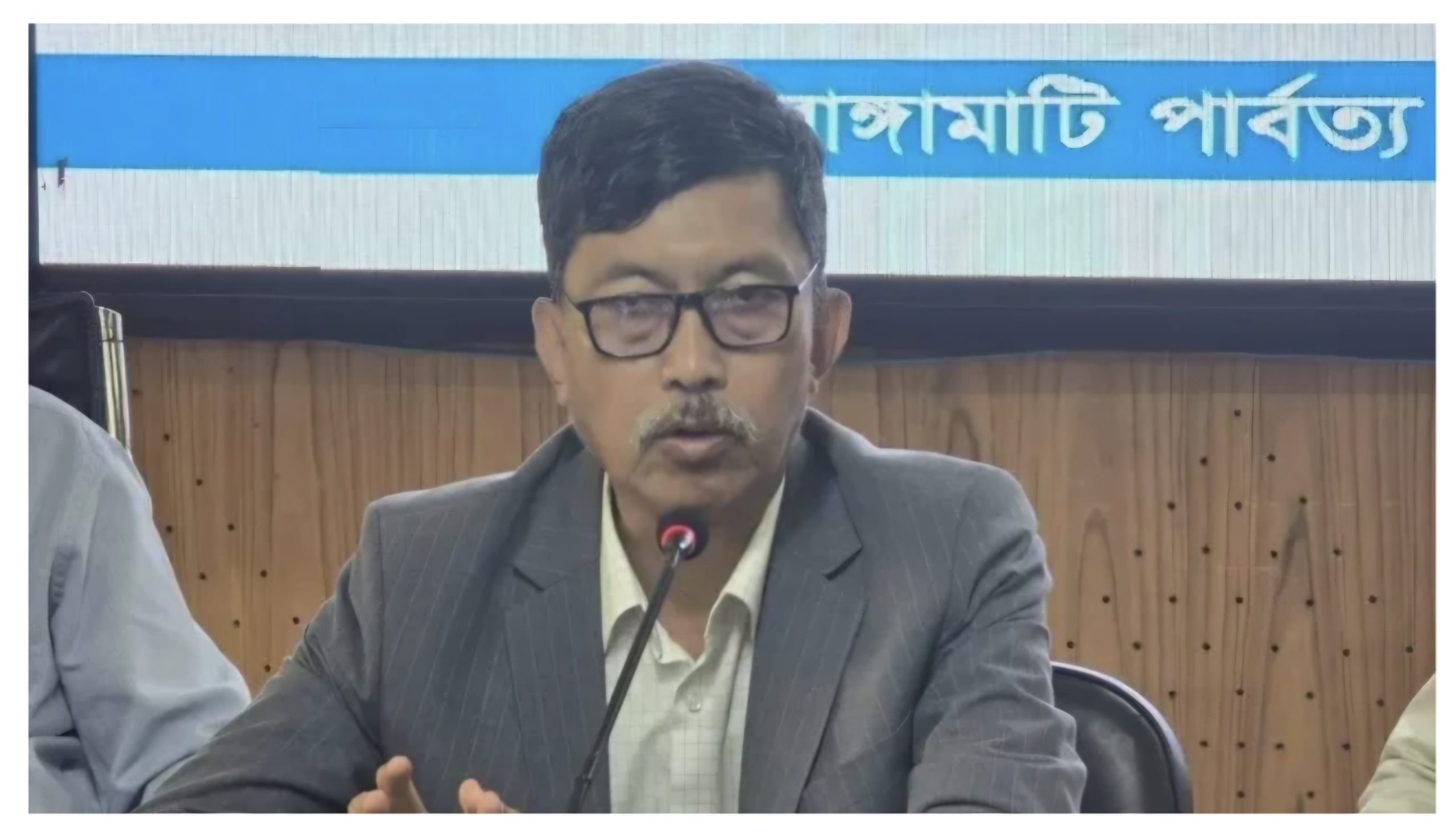 পার্বত্য মন্ত্রী দীপেন দেওয়ানের রহস্যজনক পদত্যাগ