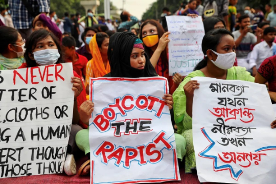 নিরাপত্তাহীনতার নতুন চিত্র নারী সমাজে-দায় কার?